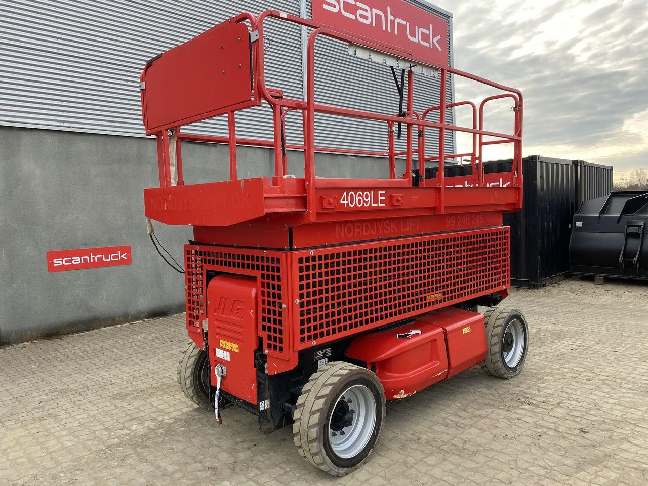 JLG JLG 4069ERT