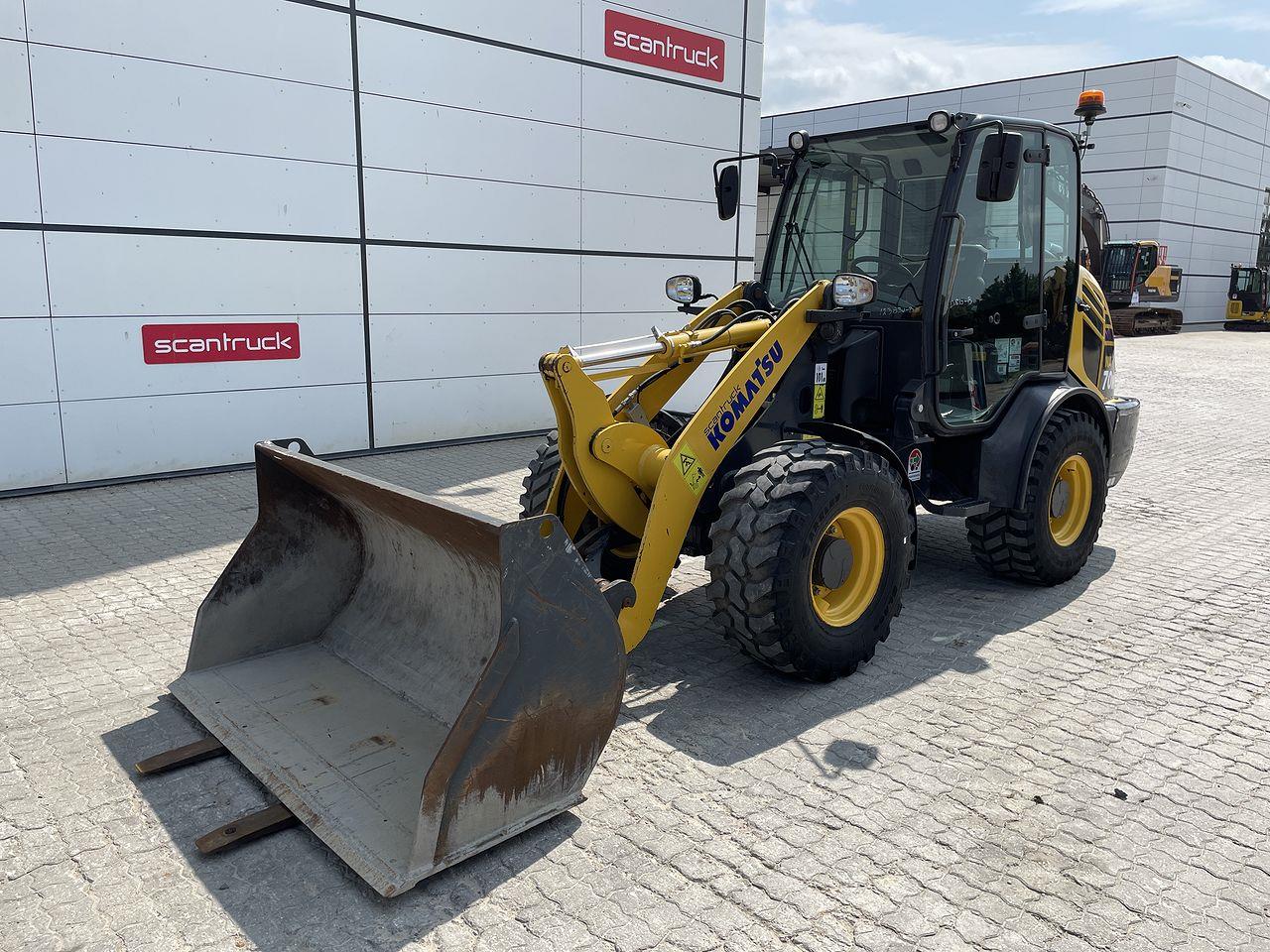 Komatsu Komatsu WA70M-8EO