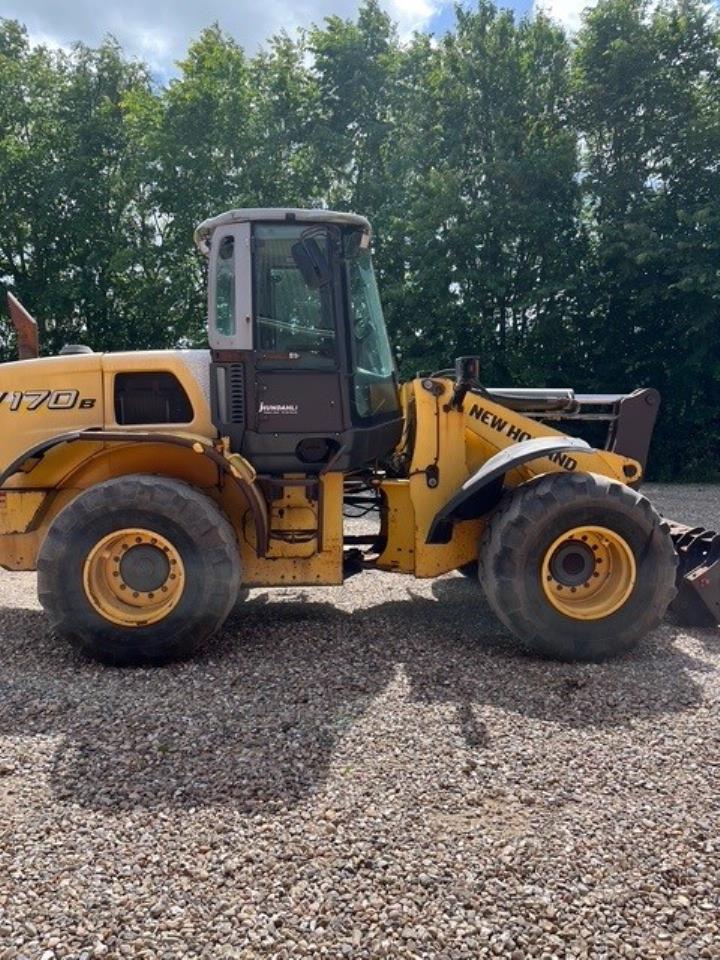 New Holland W170D