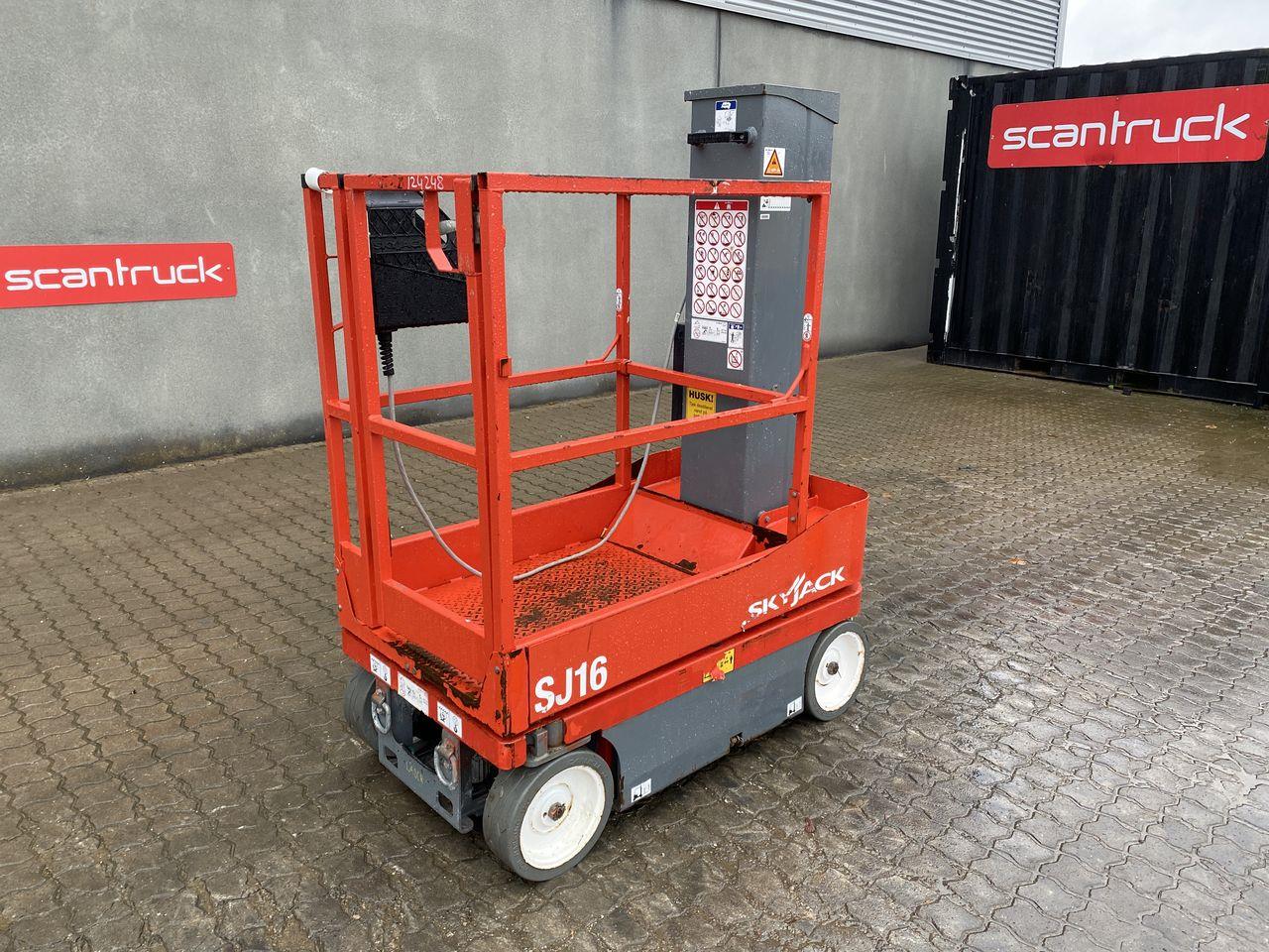 Skyjack SJ16