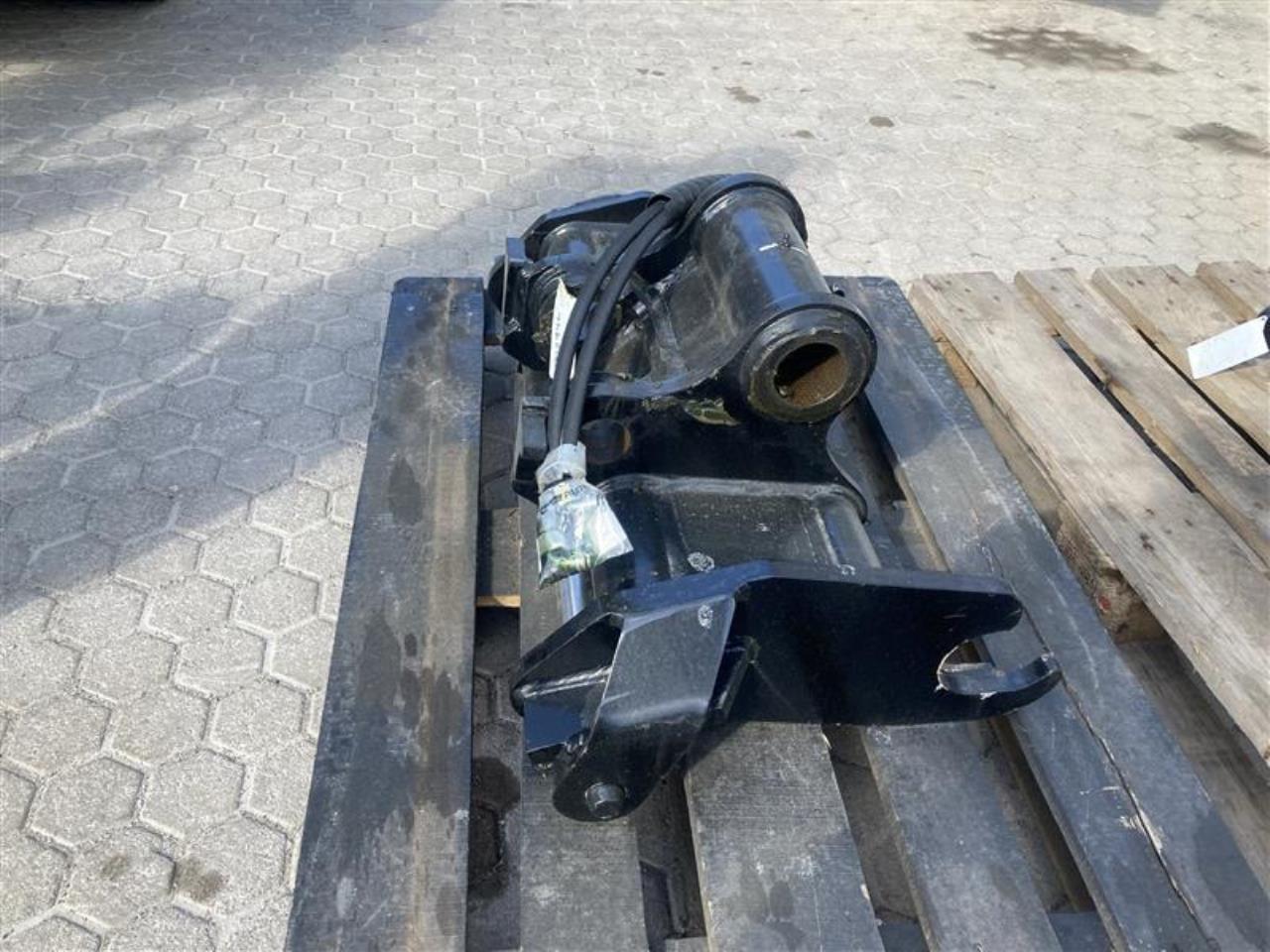 Manitou Hyd.Redskapsfäste MLT 841