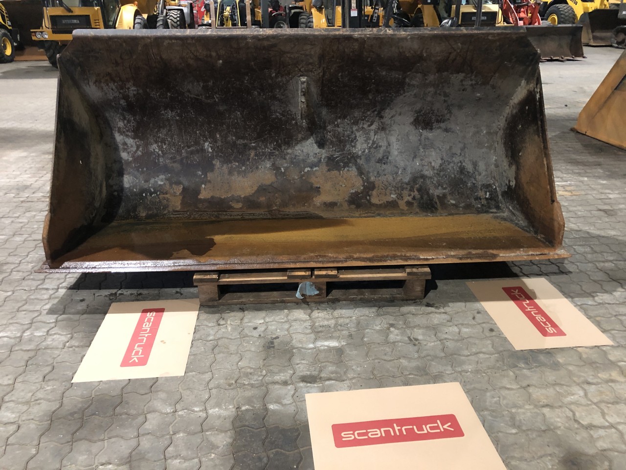 Læsseskovl, uden tænder - JST