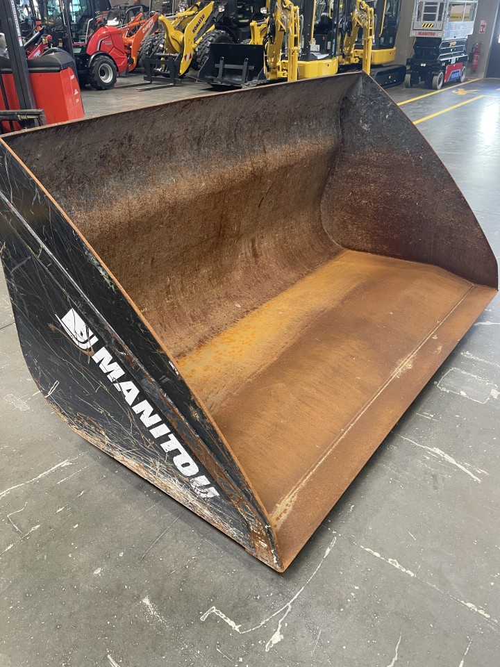 Manitou CBA2500 kornskovl
